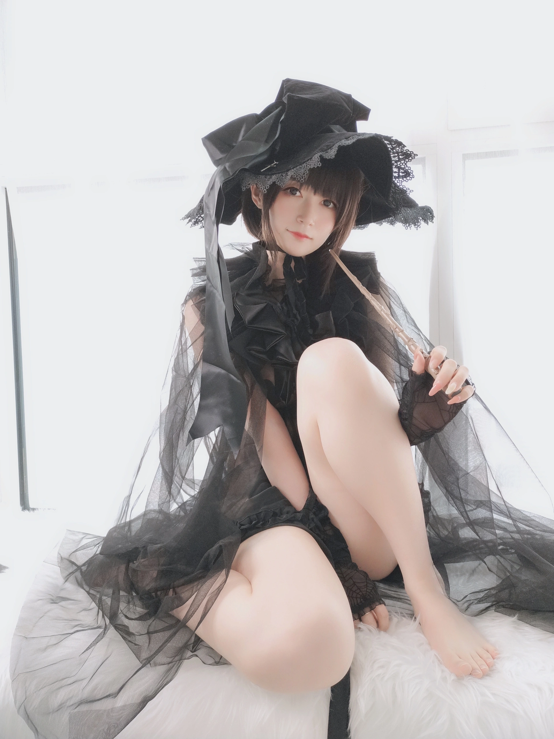 白银81 - 自撮り Vol.44 见习魔女 3