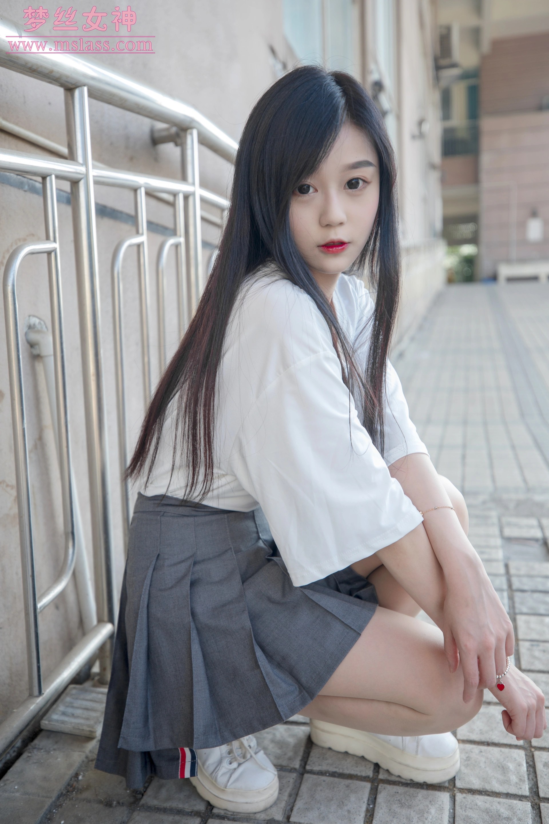 MSLASS梦丝女神 - 2019.06.14 NO.031 灵灵 甜静的明星脸 2